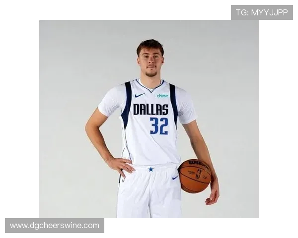 浓眉哥盛赞弗拉格加盟独行侠减轻压力并高度评价状元郎天赋出众